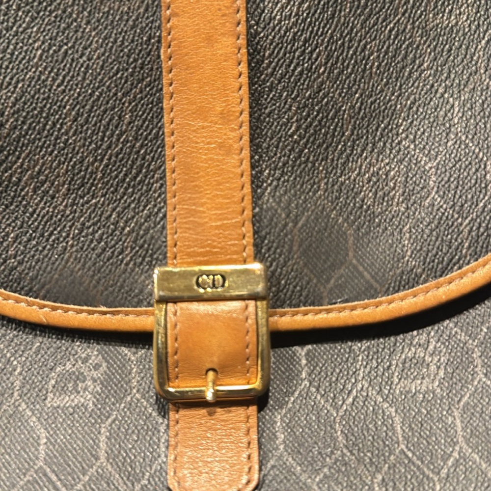 🖤Gorgeous vintage Christian Dior cross body. W COA. 🖤 - Picture 4 of 5